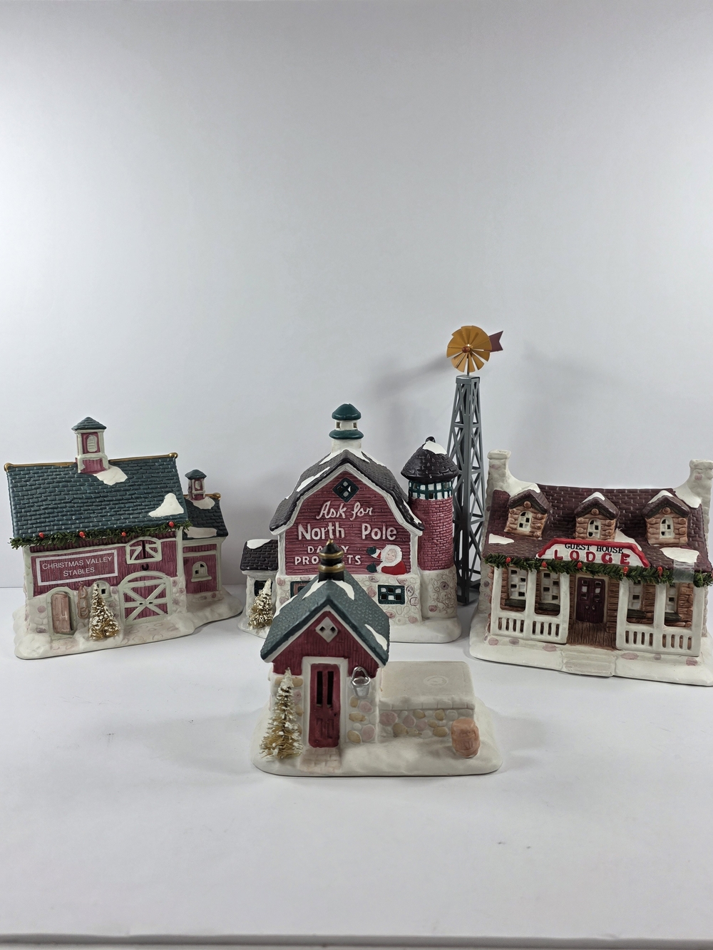 Vintage Lighted Ceramic Christmas Village Barn Lodge Stables And Windmill 4 Pc